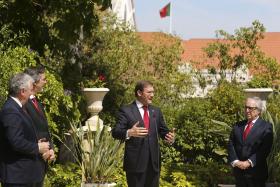 PASSOS DIZ QUE PROPOSTA DO PS DE COMPENSAR TSU PELO ORÇAMENTO SIGNIFICA MAIS IMPOSTOS