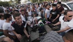 EXPLOSÃO PROVOCA DOIS MORTOS E MAIS DE 100 FERIDOS EM COMÍCIO DO PARTIDO PRÓ-CURDO NA TURQUIA