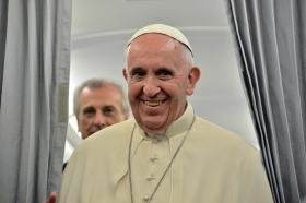 PAPA APROVA TRIBUNAL PARA JULGAR BISPOS QUE ENCOBRIRAM ABUSOS SEXUAIS