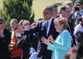 BARACK OBAMA E ANGELA MERKEL MOSTRAM-SE ALIADOS NA REUNIÃO DO G7