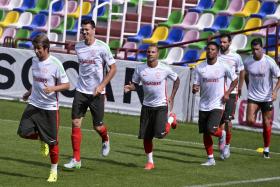 COENTRÃO INTEGRADO NO ÚLTIMO TREINO DE PORTUGAL EM TBILISI