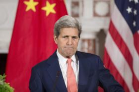 ESTADOS UNIDOS APELAM À CHINA PARA QUE REDUZA TENSÃO BILATERAL