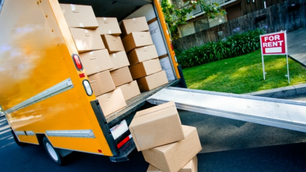 Mesmo com o aumento de pessoas que saem de Alberta, esta província ainda lidera o país no crescimento da população com 15.365 pessoas adicionadas à população nos primeiros três meses deste ano. (iStock)