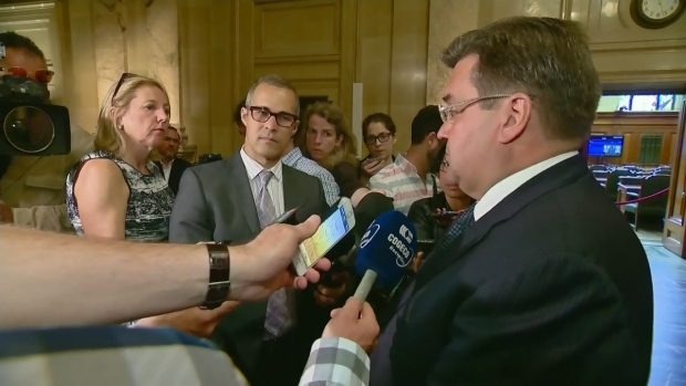 DOIS VEREADORES MUNICIPAIS JUNTAM-SE À EQUIPA DENIS CODERRE