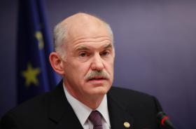 GRÉCIA: VÁRIOS EX-PRIMEIROS-MINISTROS PARTIDÁRIOS DO ‘SIM’ JÁ VOTARAM NO REFERENDO