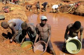 EXPORTAÇÃO DE DIAMANTES POR ANGOLA AUMENTA QUASE 35% NO PRIMEIRO SEMESTRE