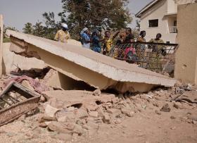 MULHERES BOMBISTAS-SUICIDAS MATAM DEZENAS DURANTE ATAQUE DO BOKO HARAM