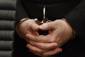 FAMÍLIAS DE 153 CHINESES CONDENADOS A PRISÃO PERPÉTUA NA BIRMÂNIA PEDEM AJUDA A GOVERNO