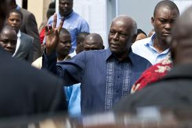 PARTIDO NO PODER EM ANGOLA AGENDA CONGRESSO PARA AGOSTO DE 2016