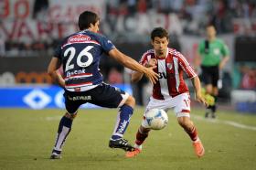 FUTEBOLISTA ARGENTINO DIEGO BARISONE MORRE EM ACIDENTE DE VIAÇÃO AOS 26 ANOS