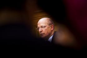 EX-MINISTRO PS AUGUSTO SANTOS SILVA ACUSA DE “CENSURA” DIREÇÃO DE INFORMAÇÃO DA TVI