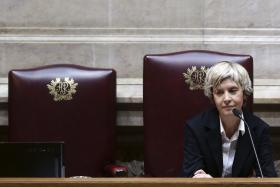 “PRESIDIR AO PARLAMENTO FOI A MAIOR HONRA DA MINHA VIDA” — ASSUNÇÃO ESTEVES
