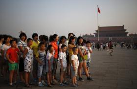 OS CHINESES ESTÃO A FICAR MAIS ALTOS E MAIS OBESOS, REVELA IMPRENSA