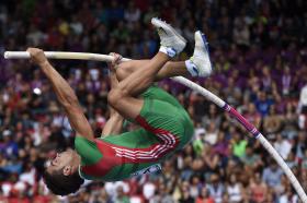 EDI MAIA FOI QUARTO NO SALTO COM VARA EM ‘MEETING’ DE NANCY