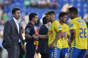 FABIANO SOARES PERMANECE NO COMANDO DO ESTORIL-PRAIA E DIOGO AMADO RENOVA