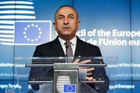 MNE DA TURQUIA ESTÁ HOJE EM LISBOA PARA CONVERSAÇÕES E INAUGURAR MEMORIAL