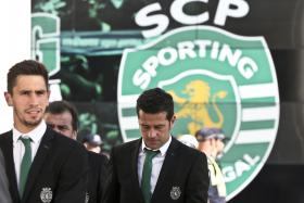 OLYMPIACOS ANUNCIA CONTRATAÇÃO DE MARCO SILVA