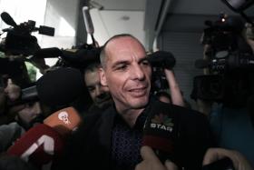 “O QUE FAZEM COM A GRÉCIA TEM UM NOME: TERRORISMO” – VAROUFAKIS