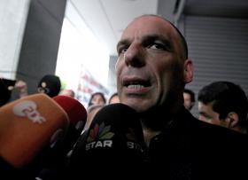 GRÉCIA: VAROUFAKIS AFIRMA QUE EVENTUAL CONFISCO DE DEPÓSITOS É “RUMOR MALICIOSO”
