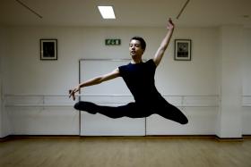 JOVEM BAILARINO DO PORTO É O PRIMEIRO PORTUGUÊS NA ESCOLA DA ÓPERA DE PARIS