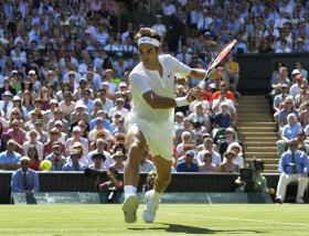ROGER FEDERER NOS ‘OITAVOS’ DE WIMBLEDON, AO BATER GROTH EM QUATRO ‘SETS’
