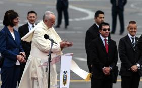 PAPA FRANCISCO INSTA EQUATORIANOS A PROMOVEREM UM DIÁLOGO SEM EXCLUSÕES