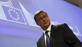 GRÉCIA: BRUXELAS ADMITE OBJEÇÕES DE PAÍSES DE FORA DO EURO A FINANCIAMENTO-PONTE