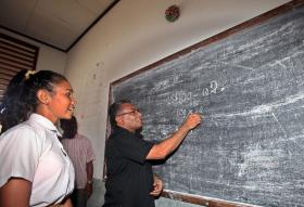 PM TIMORENSE DÁ INSTRUÇÃO A MINISTÉRIO DA EDUCAÇÃO PARA PAGAR SALÁRIOS EM ATRASO
