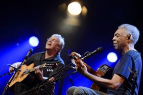 CAETANO VELOSO E GILBERTO GIL ENCERRAM O 12.º FESTIVAL COOLJAZZ EM OEIRAS