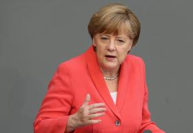 MERKEL PEDE A ANCARA PARA MANTER PROCESSO DE PAZ COM OS CURDOS