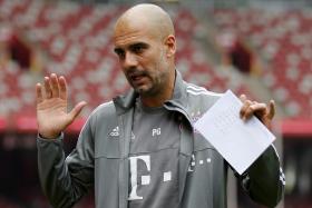 TREINADOR PEP GUARDIOLA INTEGRA LISTA FAVORÁVEL À INDEPENDÊNCIA DA CATALUNHA
