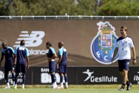 LOPETEGUI FALA EM CONCLUSÕES “MUITO POSITIVAS” APESAR DE DERROTA