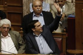 GRÉCIA: NEGOCIAÇÕES PARA TERCEIRO RESGATE COMEÇARAM OFICIALMENTE EM ATENAS