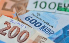 GRÉCIA: BANCOS REABREM HOJE E LEVANTAMENTOS SERÃO FLEXIBILIZADOS