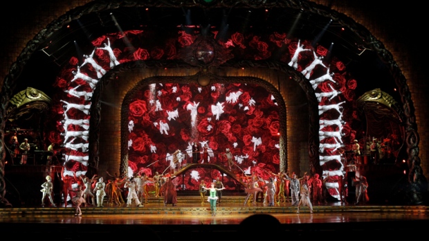 Artistas do Cirque Du Soleil realizam o espetáculo Zarkana, durante uma semana de pré-visualização em Moscovo, Rússia – 2 de fevereiro, 2012