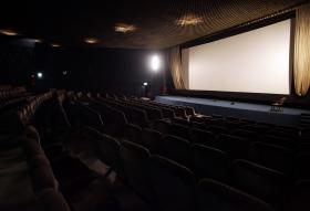“O PÁTIO DAS CANTIGAS” LIDERA LISTA DOS FILMES PORTUGUESES MAIS VISTOS EM SALA DE CINEMA