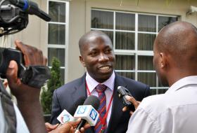 PM GUINEENSE DEMITIDO DIZ QUE “NINGUÉM PODE PARAR A VONTADE DO POVO”