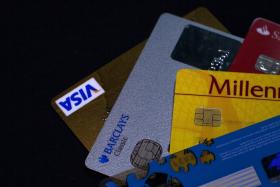 NÚMERO DE CARTÕES DE CRÉDITO EM MACAU SUBIU 9,2% NO 2.º TRIMESTRE PARA 870.000