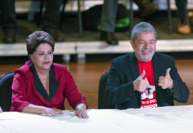 LULA E ROUSSEFF ADMITEM CRISE E PROMETEM QUE O BRASIL VAI VOLTAR A CRESCER