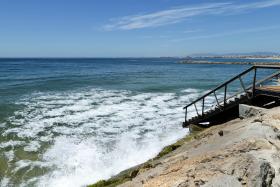 GOVERNO APRESENTA CANDIDATURA DE 200ME PARA TRAVAR EROSÃO COSTEIRA
