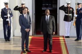 VICE-PRESIDENTE DE ANGOLA PARTICIPA NA CIMEIRA DA SADC SOBRE INDUSTRIALIZAÇÃO