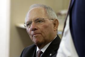AJUSTAMENTOS NA GRÉCIA SÃO CONDIÇÃO PARA ESTAR NO EURO — SCHÄUBLE
