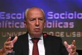 PEDRO SANTANA LOPES ANUNCIA QUE NÃO SERÁ CANDIDATO À PRESIDÊNCIA DA REPÚBLICA