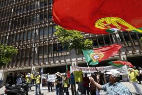 ASSOCIAÇÕES ESPERAM JUNTAR 500 LESADOS DO BES NA MANIFESTAÇÃO DE HOJE EM LISBOA