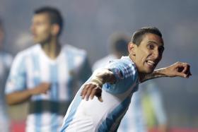 PARIS SAINT-GERMAIN CONFIRMA ÁNGEL DI MARÍA PARA AS PRÓXIMAS QUATRO TEMPORADAS