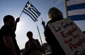 ZONA EURO DÁ ‘LUZ VERDE’ A EMPRÉSTIMO PARA ATENAS
