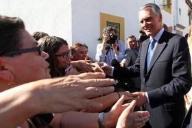 OS DIPLOMAS DA ‘BAGAGEM’ DE FÉRIAS DO PRESIDENTE DA REPÚBLICA