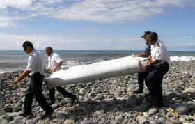DESTROÇOS ENCONTRADOS NO ÍNDICO SÃO DO VOO MH370 – PRIMEIRO-MINISTRO DA MALÁSIA
