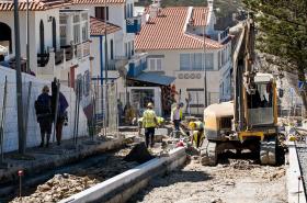 TURISTAS E COMERCIANTES CRITICAM OBRAS EM PRAIAS DA COSTA ALENTEJANA NO VERÃO