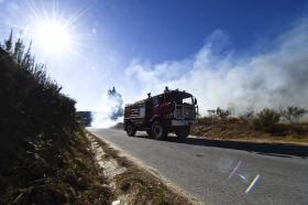 PORTUGAL ENVIA AJUDA PARA COMBATER FOGO FLORESTAL NA EXTREMADURA ESPANHOLA